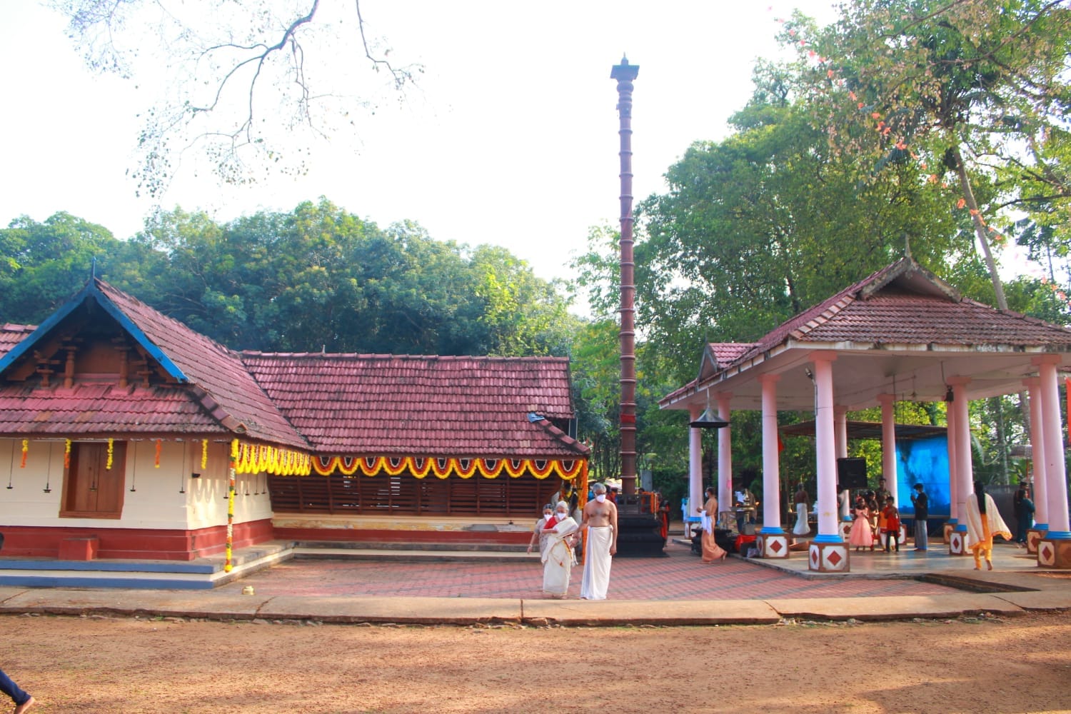 Keezhoor Bhagavathy TempleKottayam Dresscode