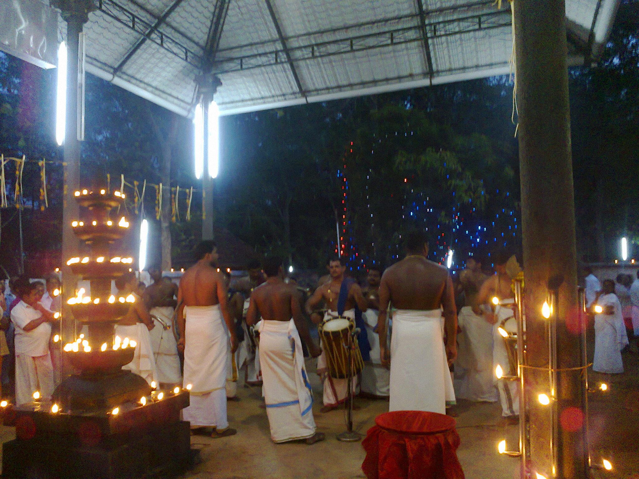 Ponmala Devi  TempleKottayam Dresscode