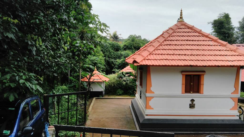 Manakkapady Sree Nagaraja Temple Temple in Kerala