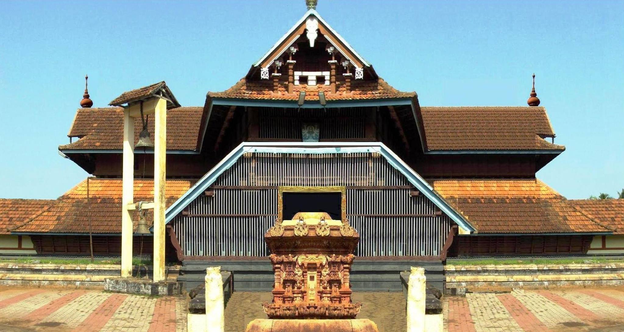 Vazhappally Maha Siva Temple in Kerala