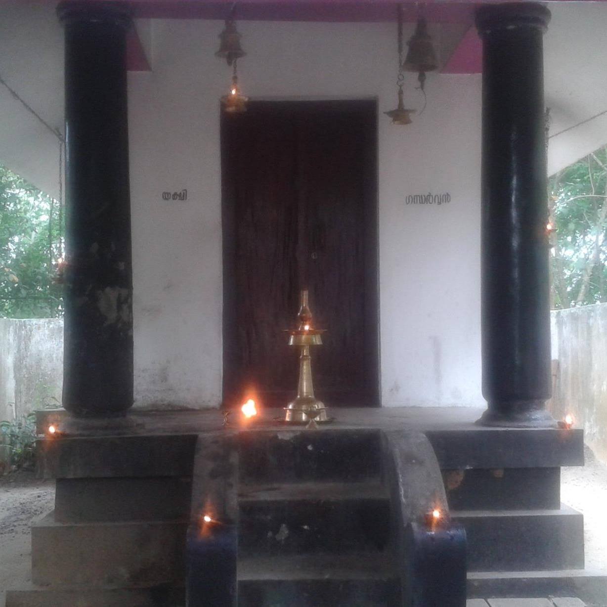  Sree Yakshi Gandharva Swamy  Temple is an Shakthi god in Hinduism