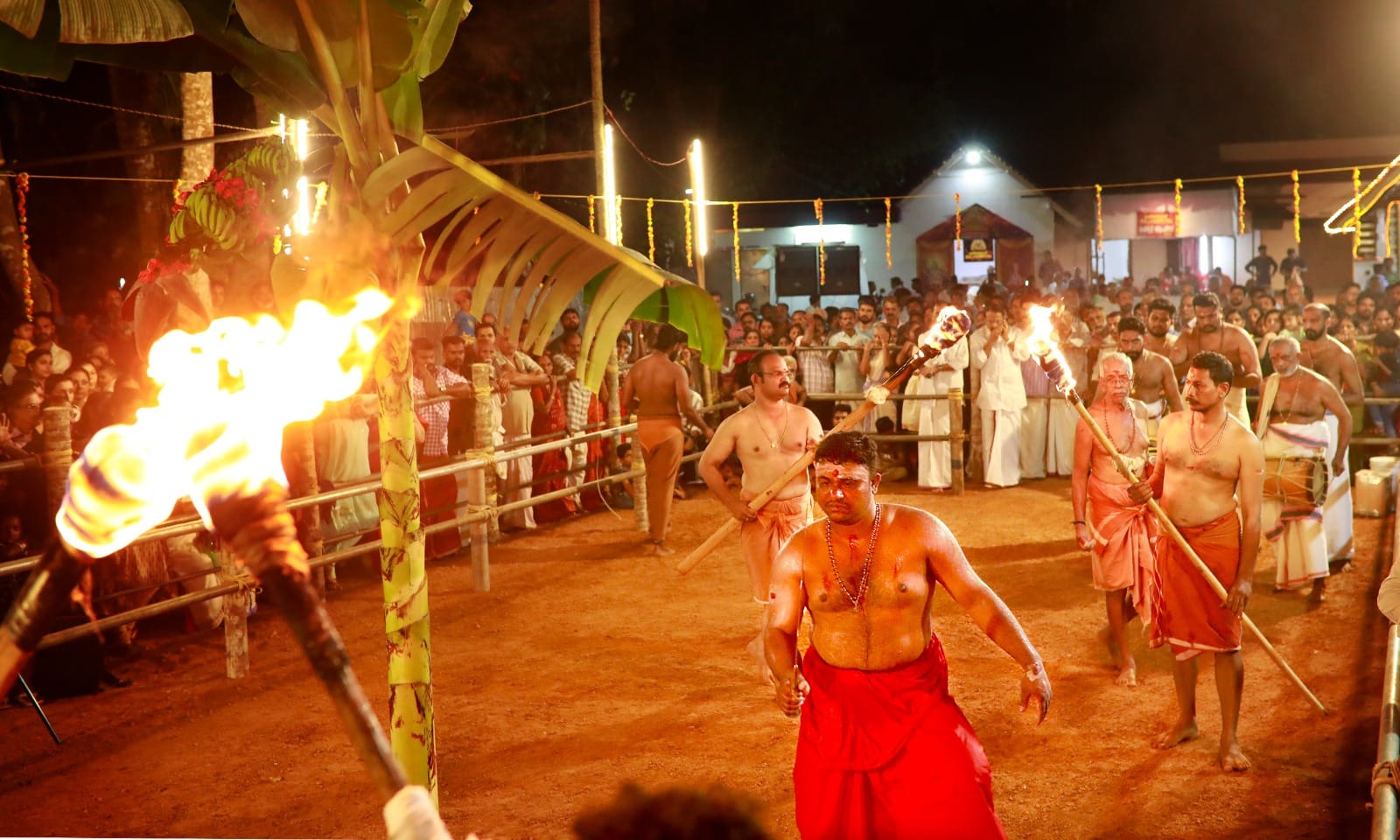 Kalkulathukavu Sree Bhagavathy TempleKottayam Dresscode