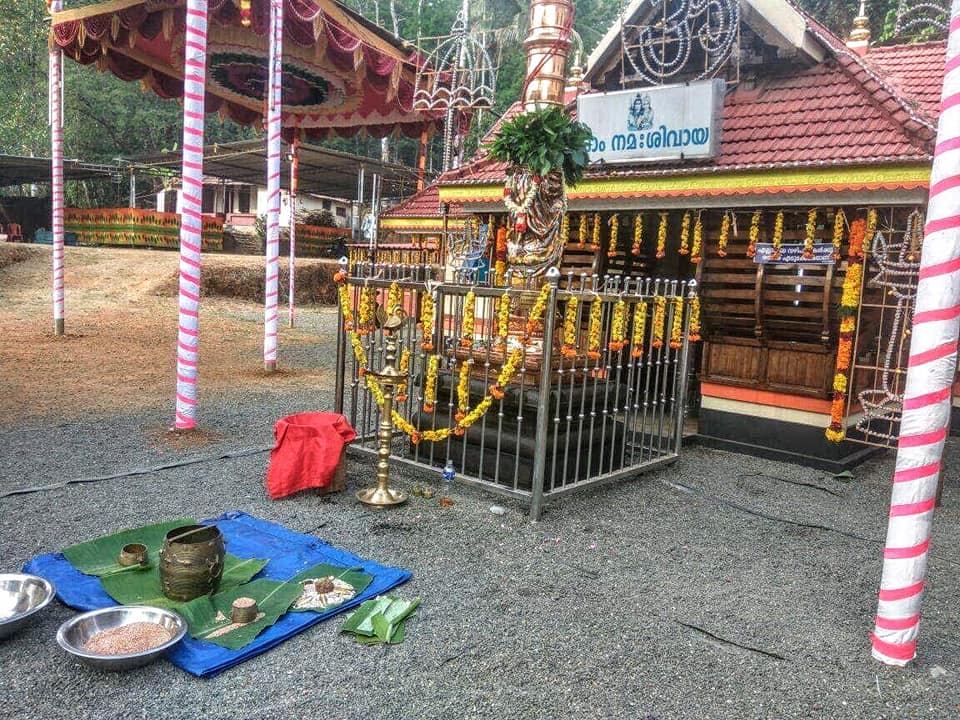 Vettikavumkal Sree Mahadeva is an Shakthi devi in Hinduism