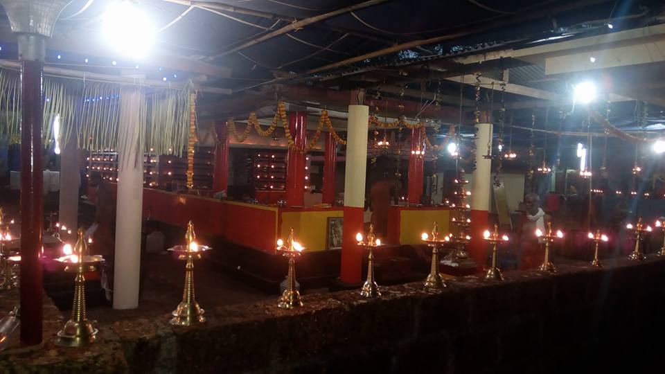 Images of Kozhikode KadoorDevi Temple