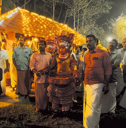  Pandikode Paradevatha Temple in Kerala