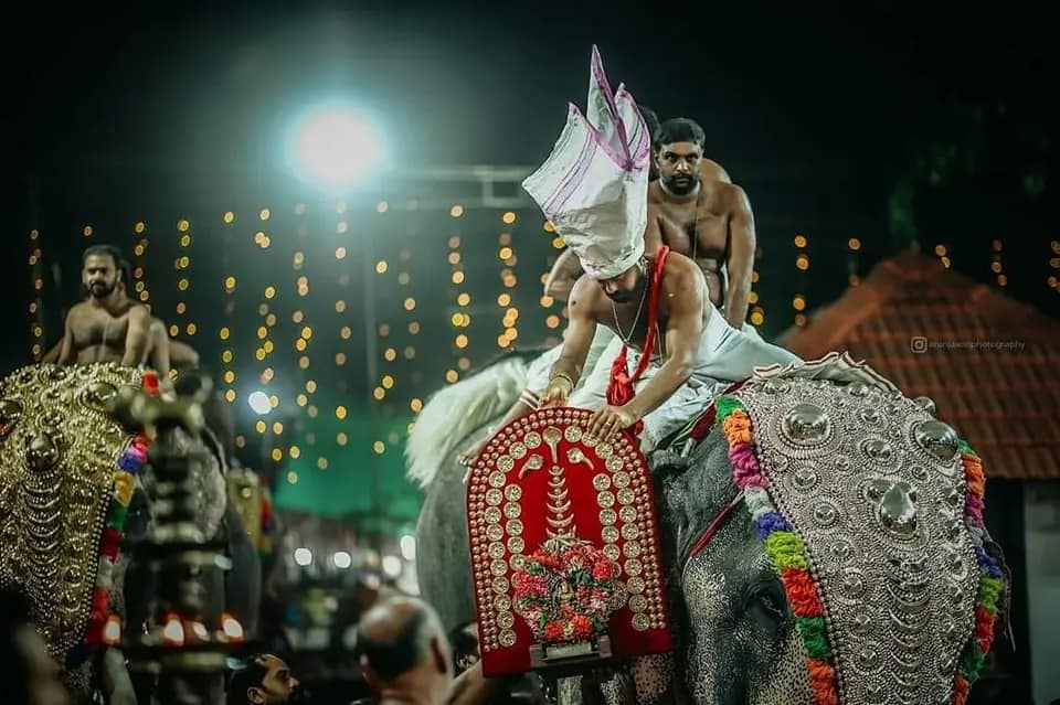  Pandikode Paradevatha  Temple Kozhikode Dresscode