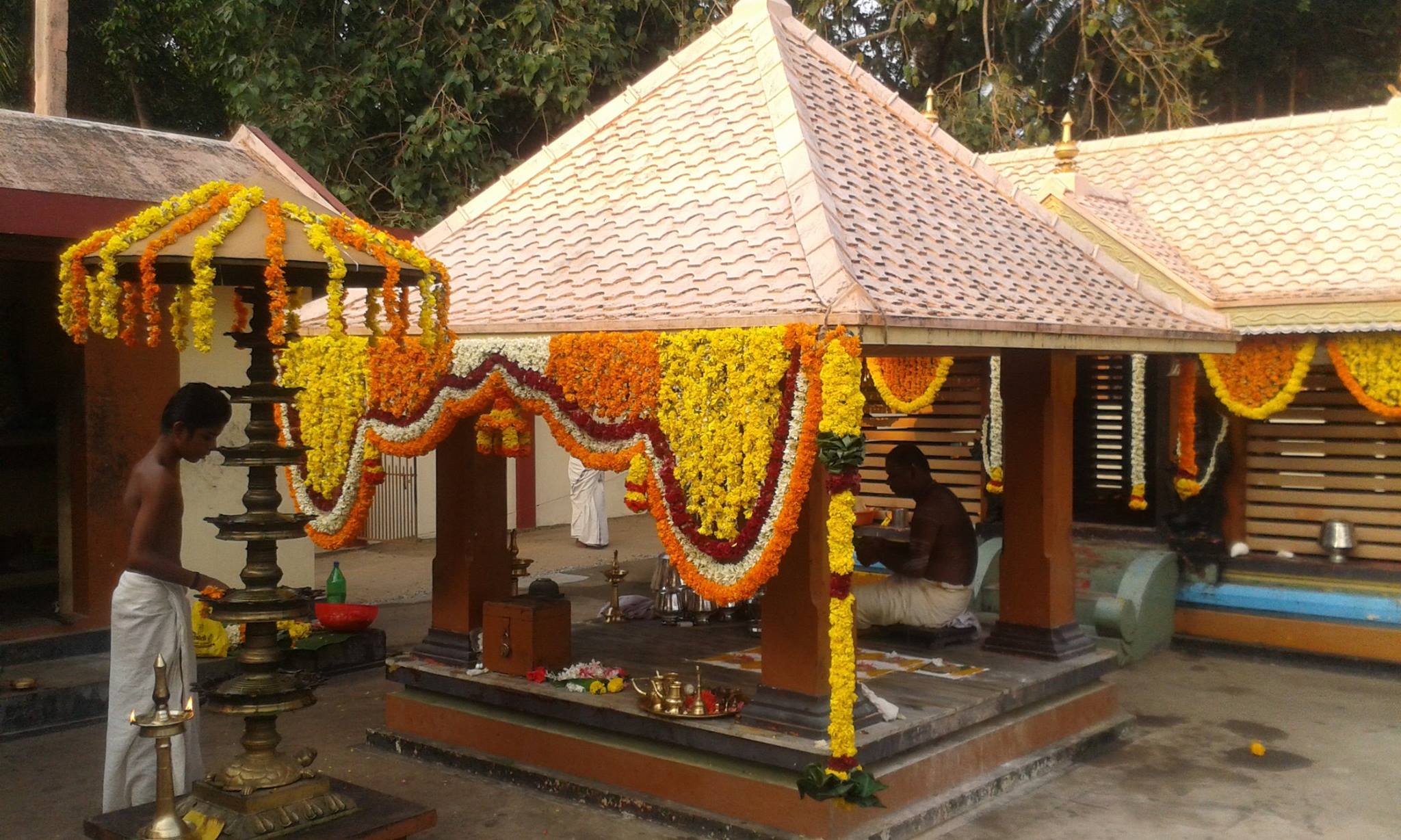 Images of Kozhikode Vembilakavu Sree RajarajeswariDevi Temple