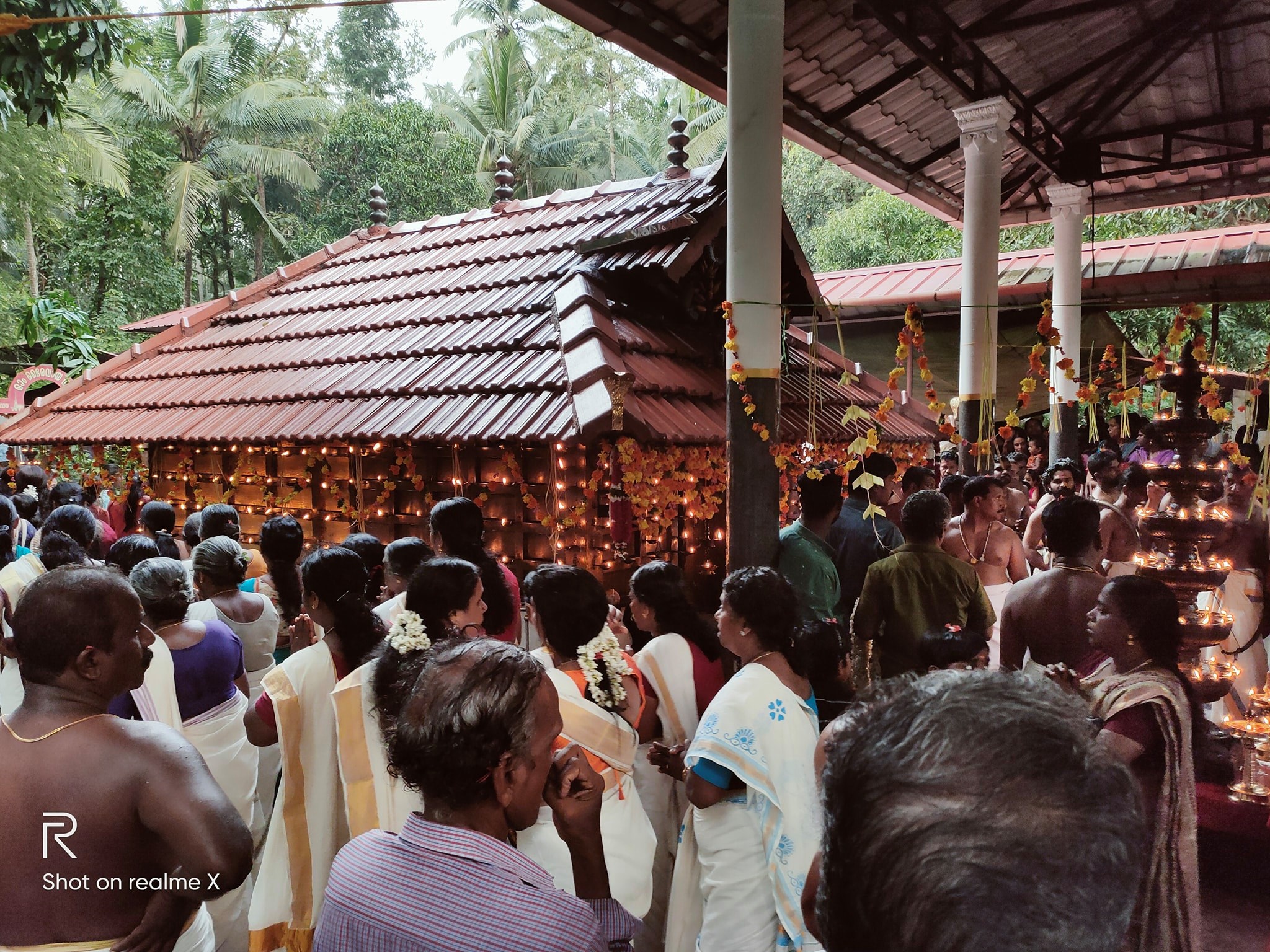  Sree  Puthalath Odakkali Bhagavathi  devi Temple in Kerala