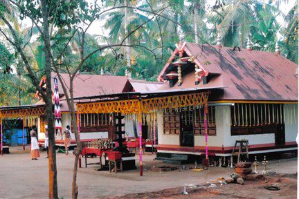  Puthiyakavu Sree Bhagavathi  Temple Kozhikode