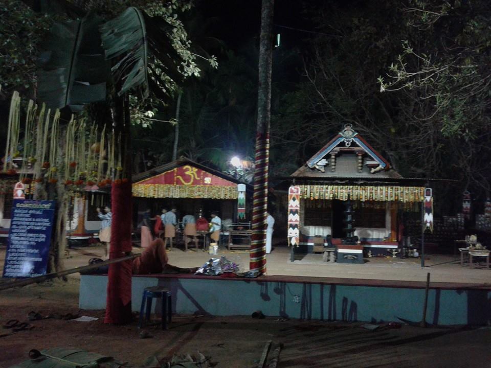  Puthiyakavu Sree Bhagavathi  Temple Kozhikode Dresscode