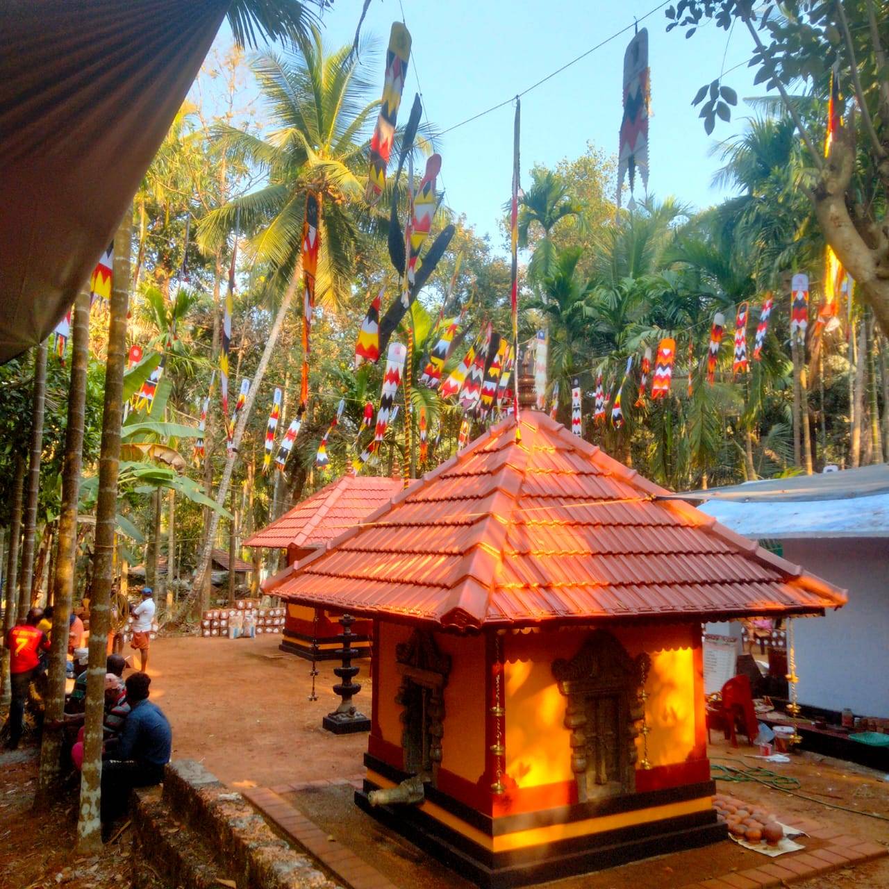 Images of Kozhikode Penengal  Bhagavathi  Temple