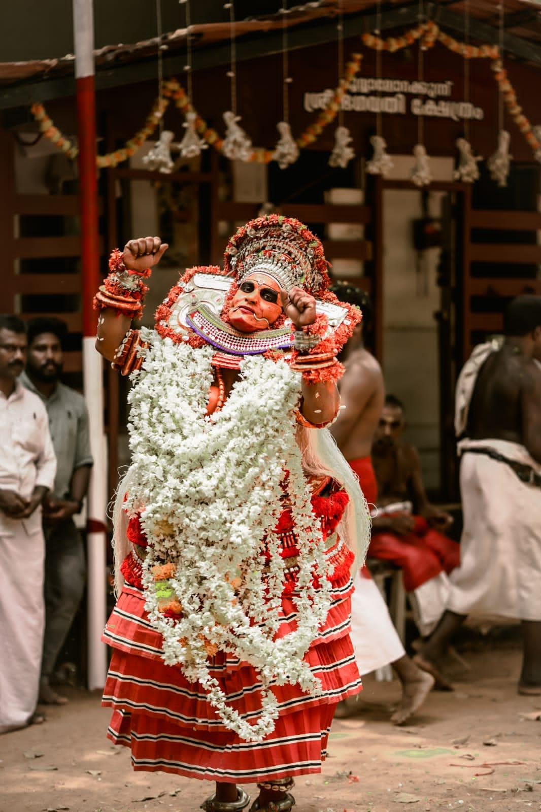  Poovalora KunnuSree Bhagavathi  Temple Kozhikode