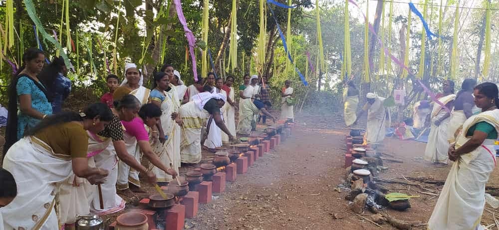  Poovalora KunnuSree Bhagavathi is an Shakthi devi in Hinduism