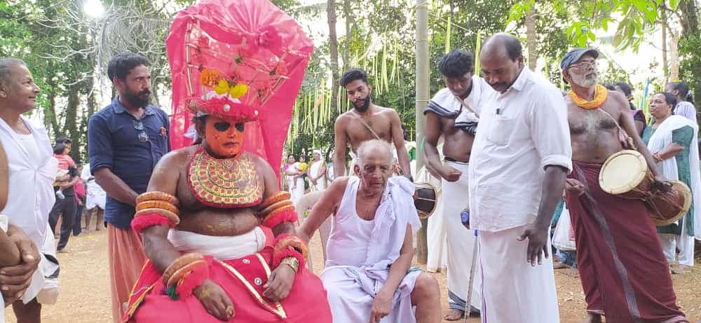  Poovalora KunnuSree Bhagavathi Temple in Kerala