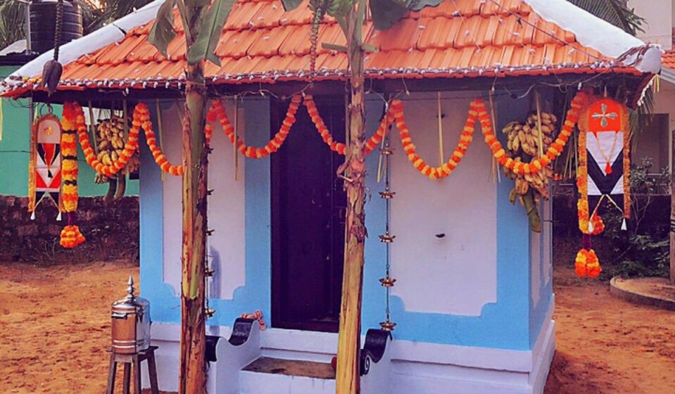 Kampuram Sree Kurumba Bhagavathi    Temple Kozhikode Dresscode