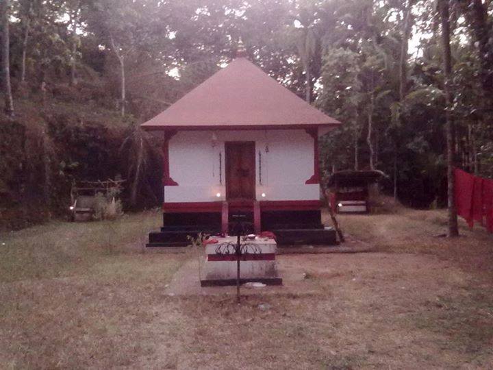 Sri Uniyamrikandiyil Bhagavathy Temple