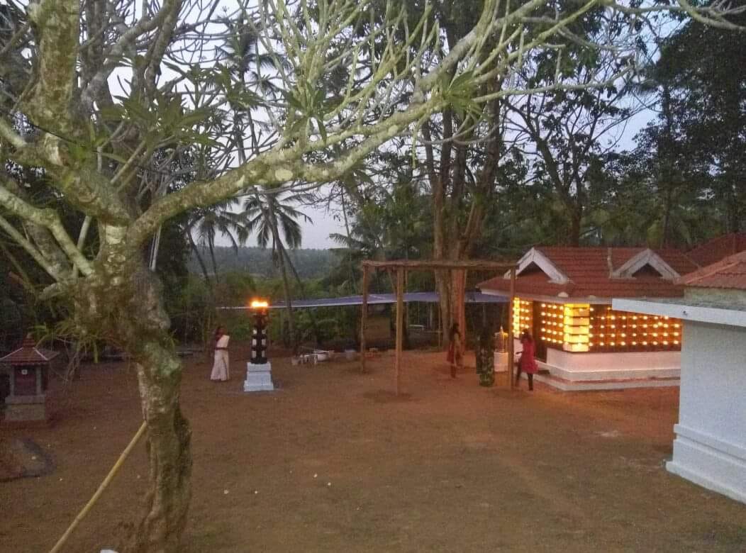 Sree Vazhayil Bhagavathi Temple Kozhikode Dresscode