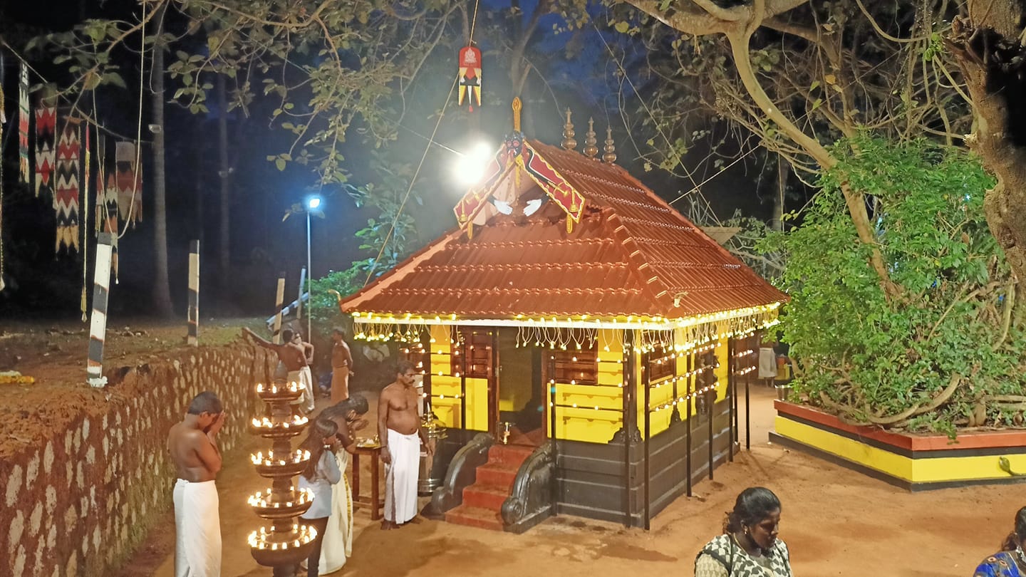 Sree Areekkal Bhagavathi   Temple Kozhikode