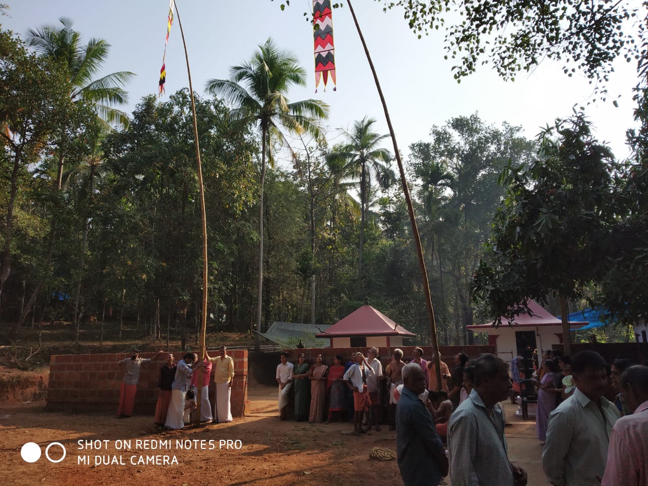 Karuthampath Sree Bhagavathy   Temple Kozhikode Dresscode