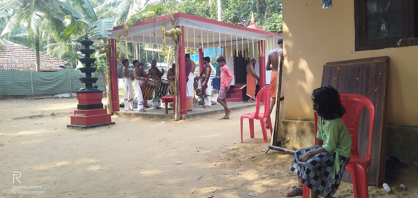 Thachambalath Sree Bhuvaneswary Guru Sree Kurumba Bhagavathy Temple Kozhikode