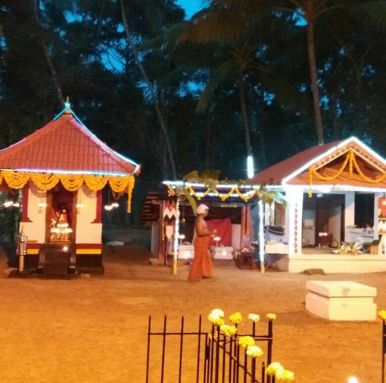 Kuttivayal Sree Kurumba Bhagavathy   Temple Kozhikode Dresscode