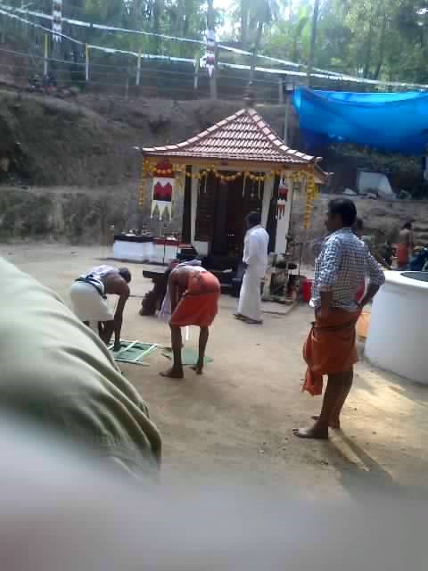 Images of KozhikodePeringad Sree Kuttichathan Bhagavathi   Temple