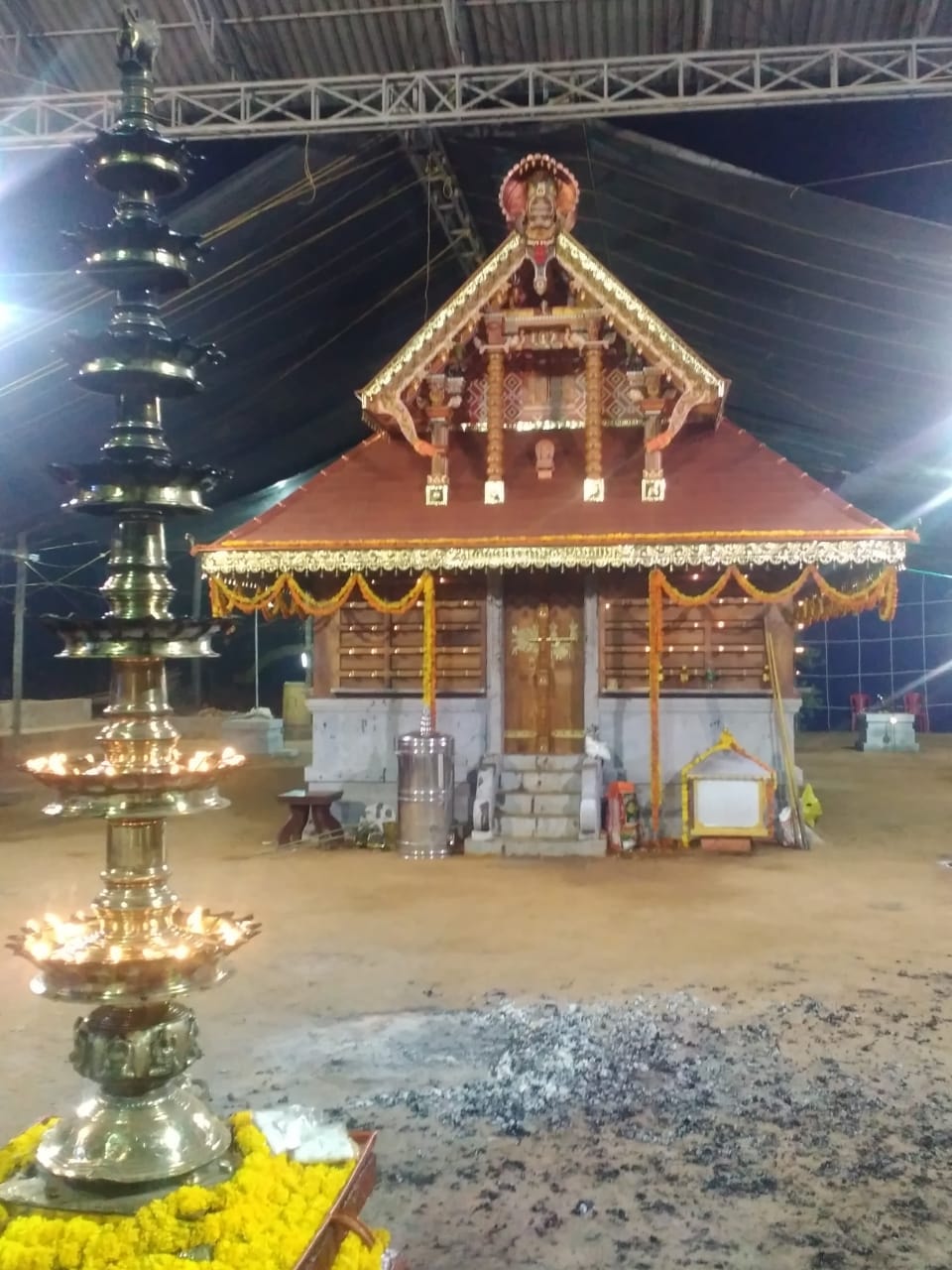 Ramathu Puthiya Kavu Sree Muchilottu Bhagavathi   Temple Kozhikode Dresscode