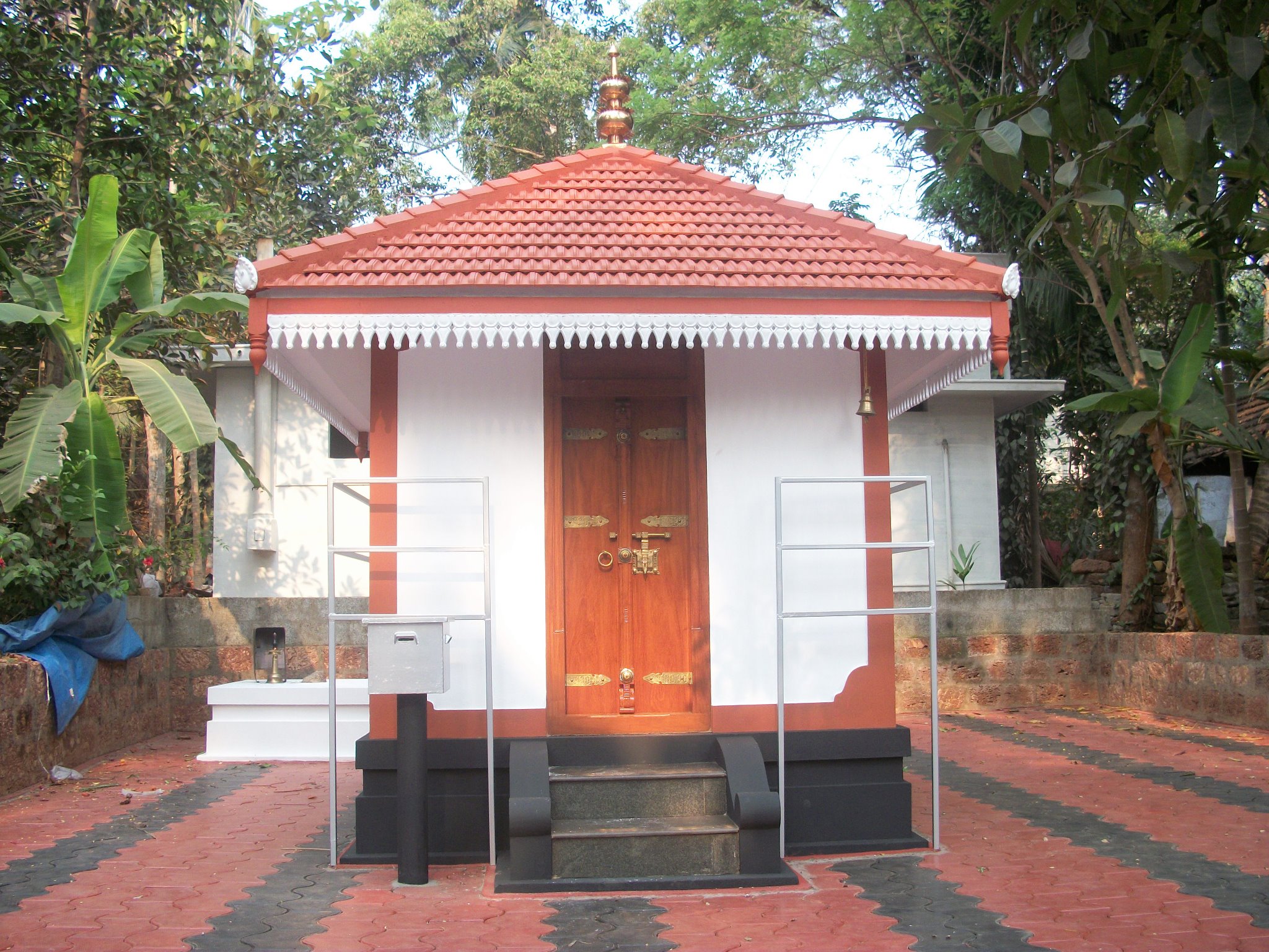 Veluthanam Veettil Temple Kozhikode