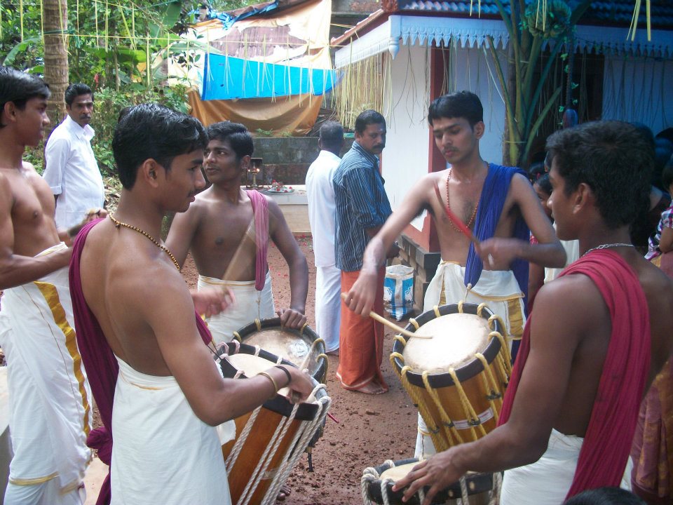 Veluthanam Veettil   Temple Kozhikode Dresscode