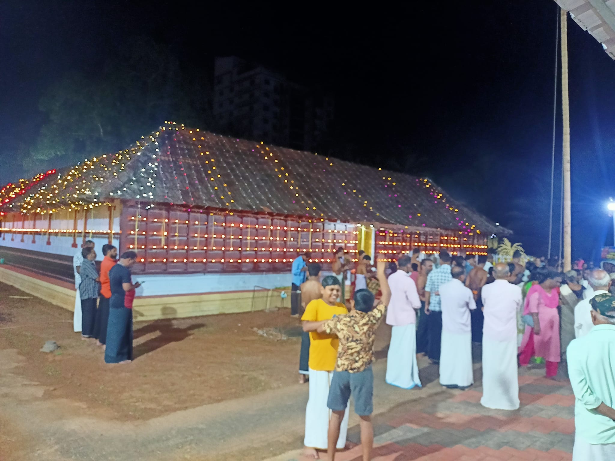 Paravanthala Subramanyatemple Kozhikode Dresscode