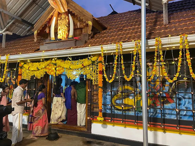 Spiritual Vedamatra chanting at Radholsavam festival