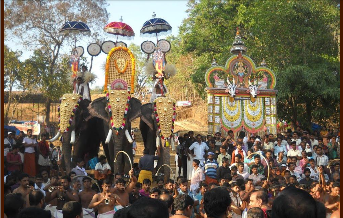 Thalapolli Guruthi Mahotsavom Paliyarkotta Sree Bagavathy Temple Kozhikode Kerala