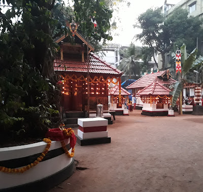 Thirathalapoli Mahothsavam Kiliparambu Devi Temple Kozhikode Kerala