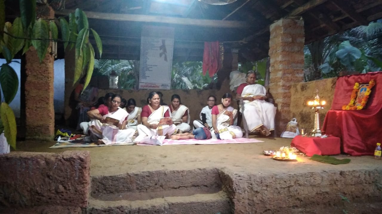  Karaya Bhagavathy   Temple malappuram Dresscode