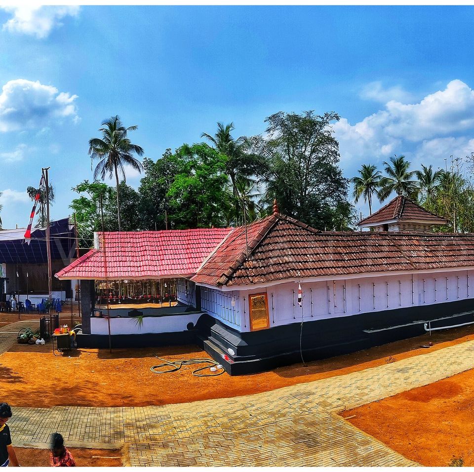 Alikalmanna Dhanwantharimoorthy  Temple malappuram