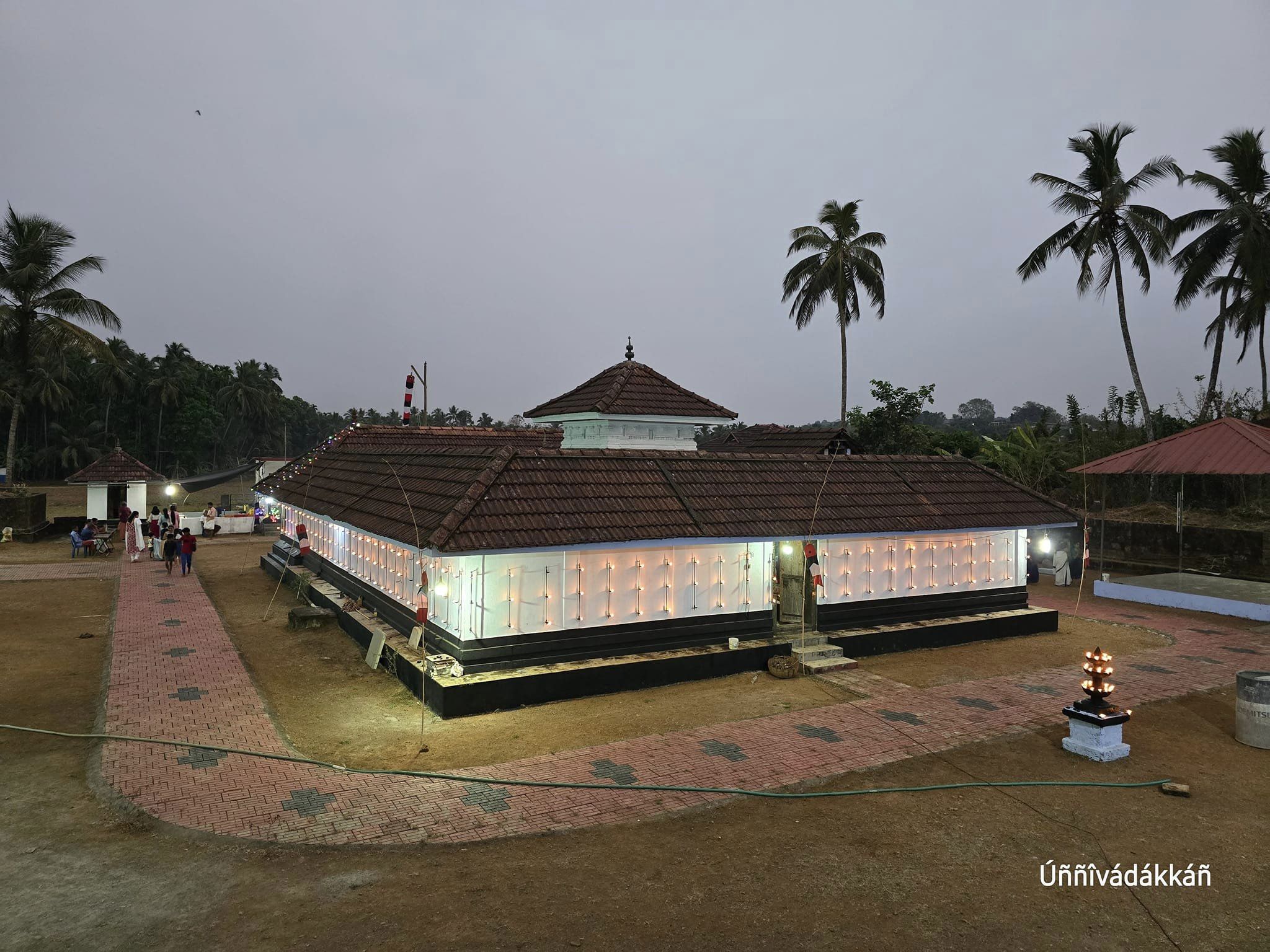 Images of malappuram Alikalmanna Dhanwantharimoorthy   Temple