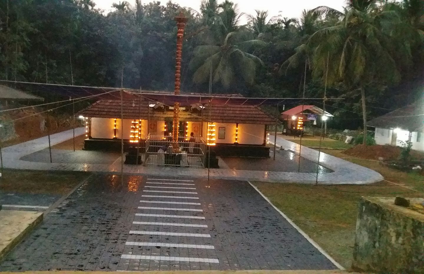  Nenmini Sri Akhileswari Bhagavathy Temple malappuram