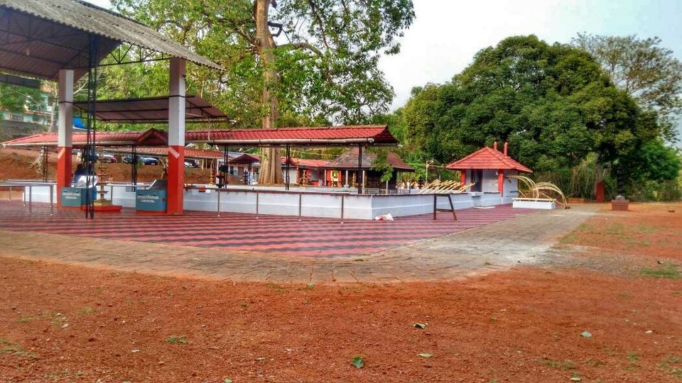 Kaliyatakkavu Ammancheri Bhagavathy Temple  