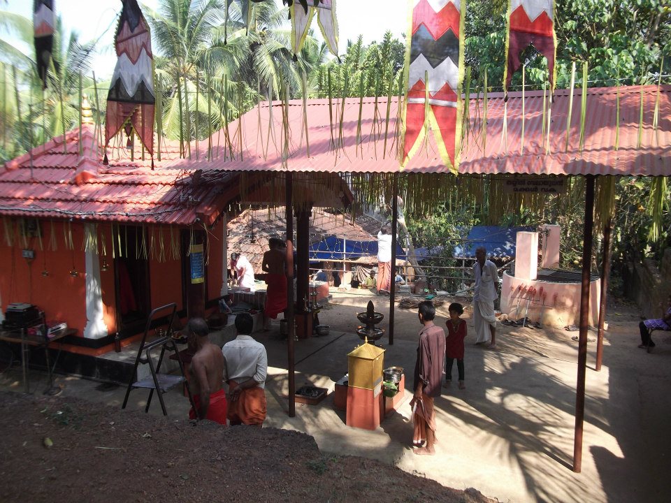 Images of malappuram Thayyil Sree Kurumba Bhagavathi Temple