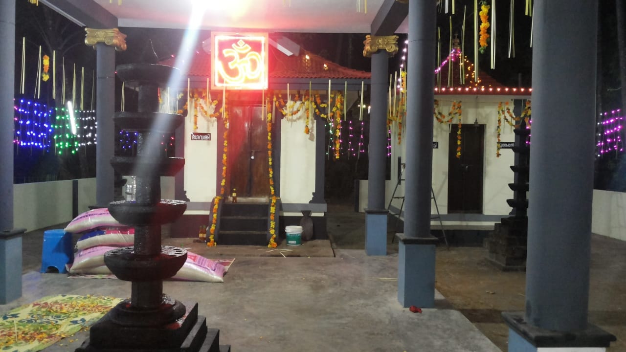 Purathur Sree Bhagavathy  Temple malappuram Dresscode