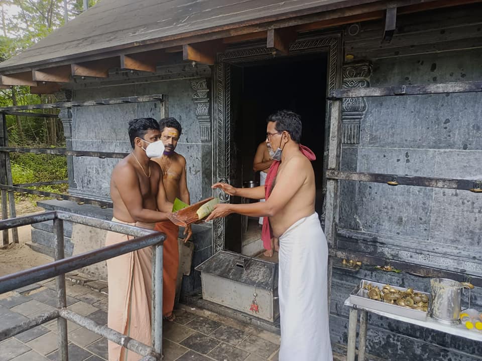 Chamravattam Ayyappa  Temple malappuram Dresscode