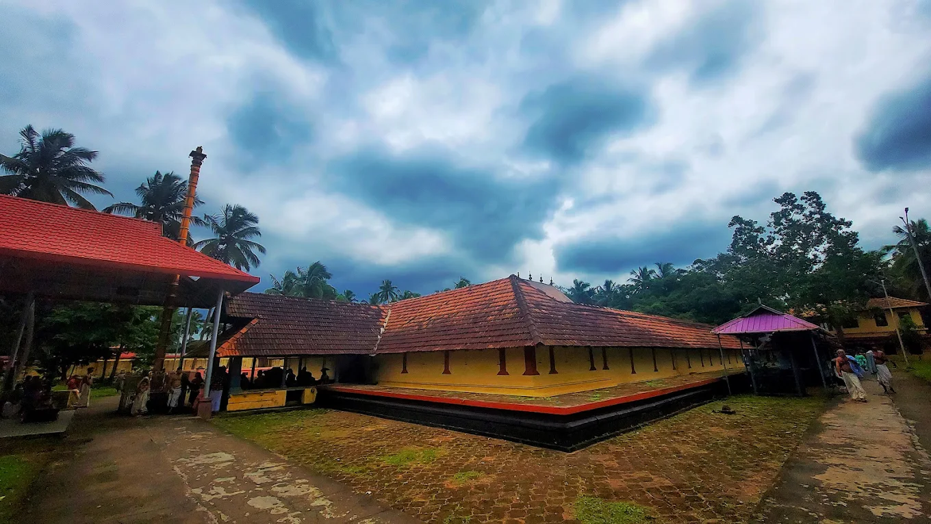 Entrance of Thriprangode Shiva Temple Malappuram