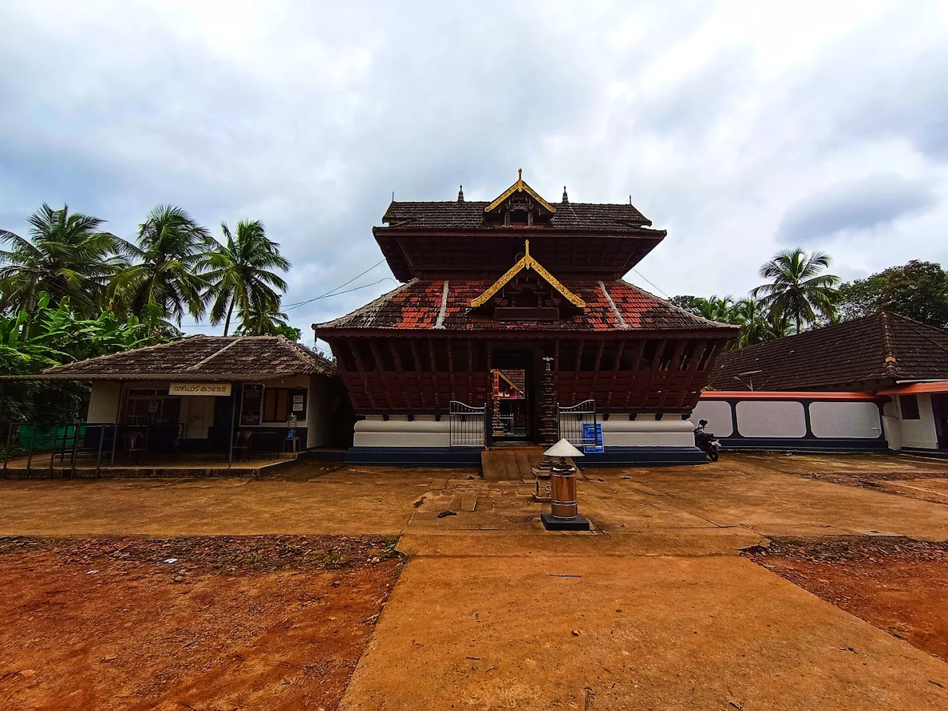 Karimpuzha Sree Ramaswamy Temple Palakkad