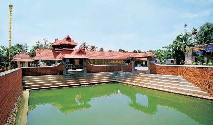 Nagalassery manalarukavu bagavathi temple lord in Hinduism