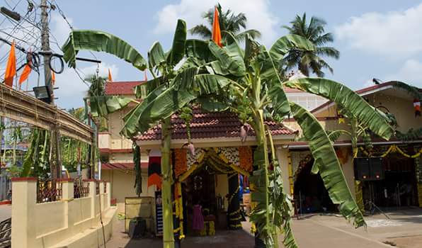 Images of Palakkad Kallekulangara Sree Mariamman Bhagavathy Temple