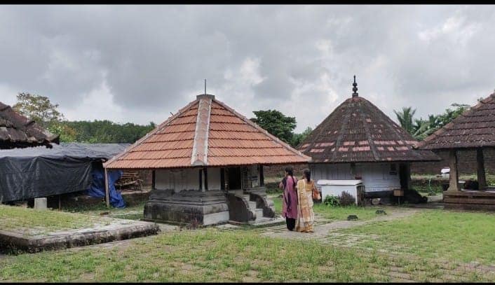 Chemmanamkuzhi Devaswom is an Shakthi devi in Hinduism