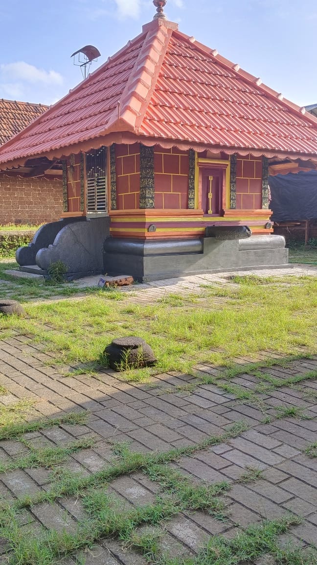 Chemmanamkuzhi Temple in Kerala