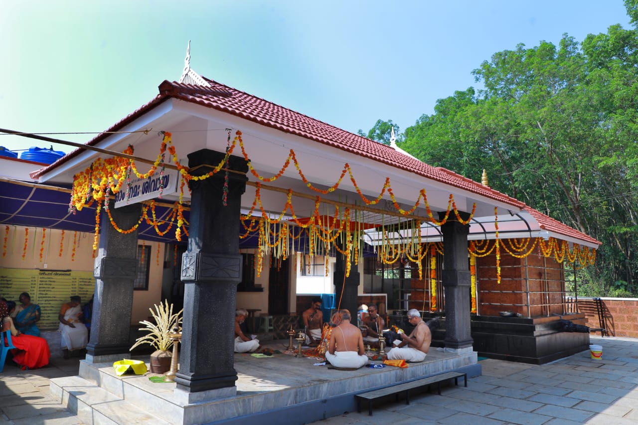 Images of Palakkad Vaakkayil Siva temple