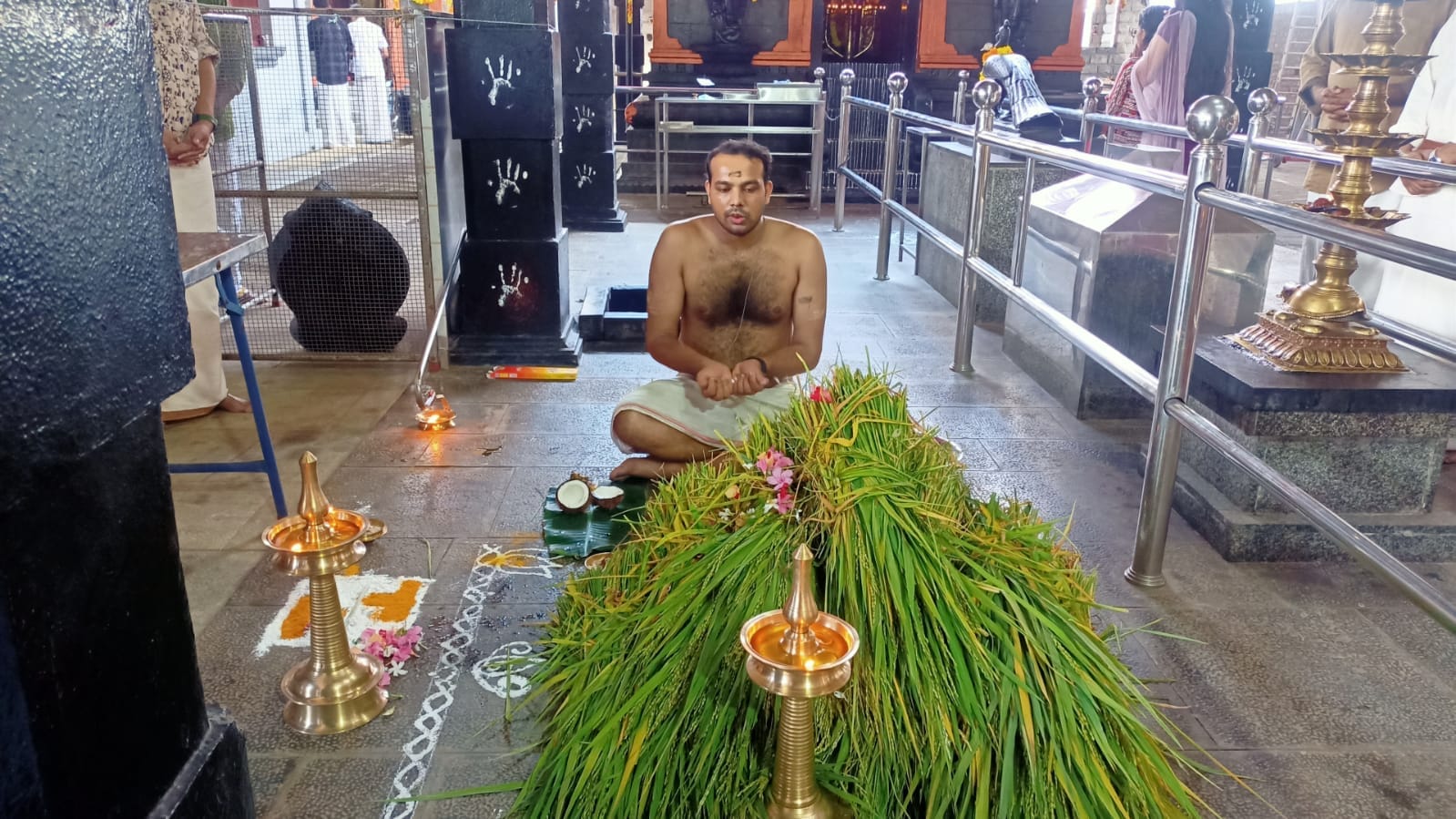 Valiyapadam Sree Subramanya Swami Palakkad Dresscode