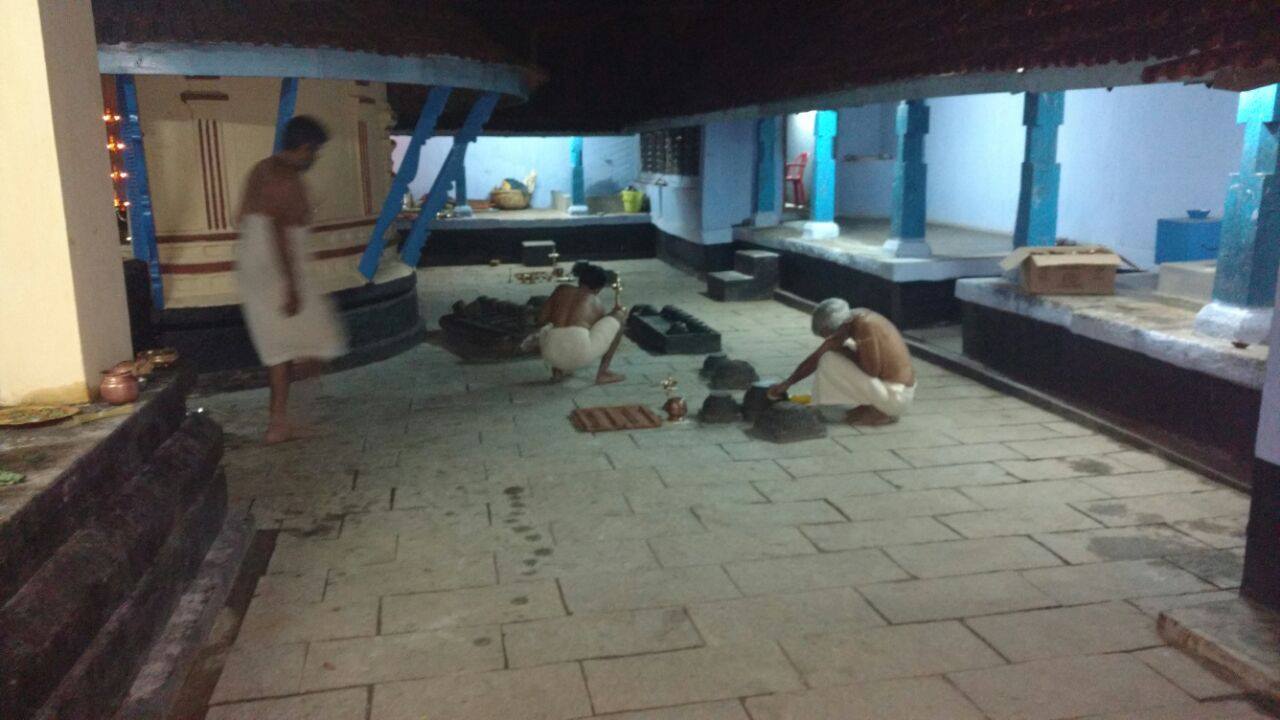 Images of Palakkad Thrikkaikulangara Siva  Temple